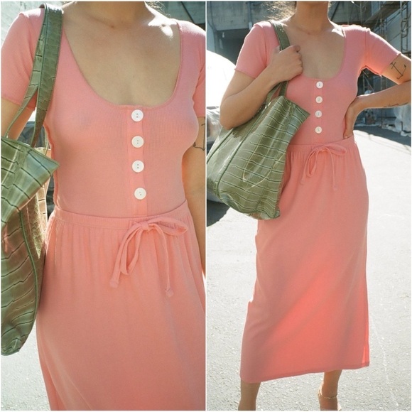 Lisa Says Gah Bodysuit Arden Ribbed Short Sleeve Button Front Salmon L NWT New - Picture 1 of 11
